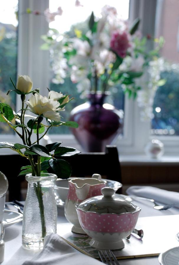 Bed and Breakfast Cherry Tree House Борнмут Екстер'єр фото